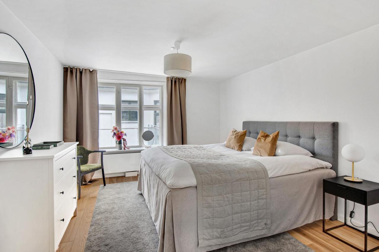Sanders Regent - Chic Three-Bedroom Apartment Near Central Square โคเปนเฮเกน ภายนอก รูปภาพ