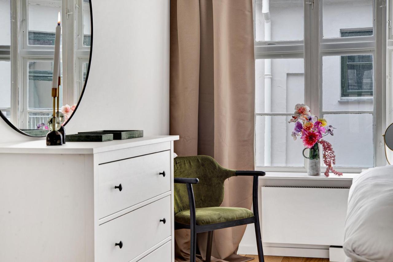 Sanders Regent - Chic Three-Bedroom Apartment Near Central Square โคเปนเฮเกน ภายนอก รูปภาพ